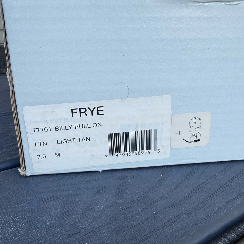 NWT Vintage Frye Billy Pull On Light Tan Cowgirl Boots size 7M - Picture 3 of 13